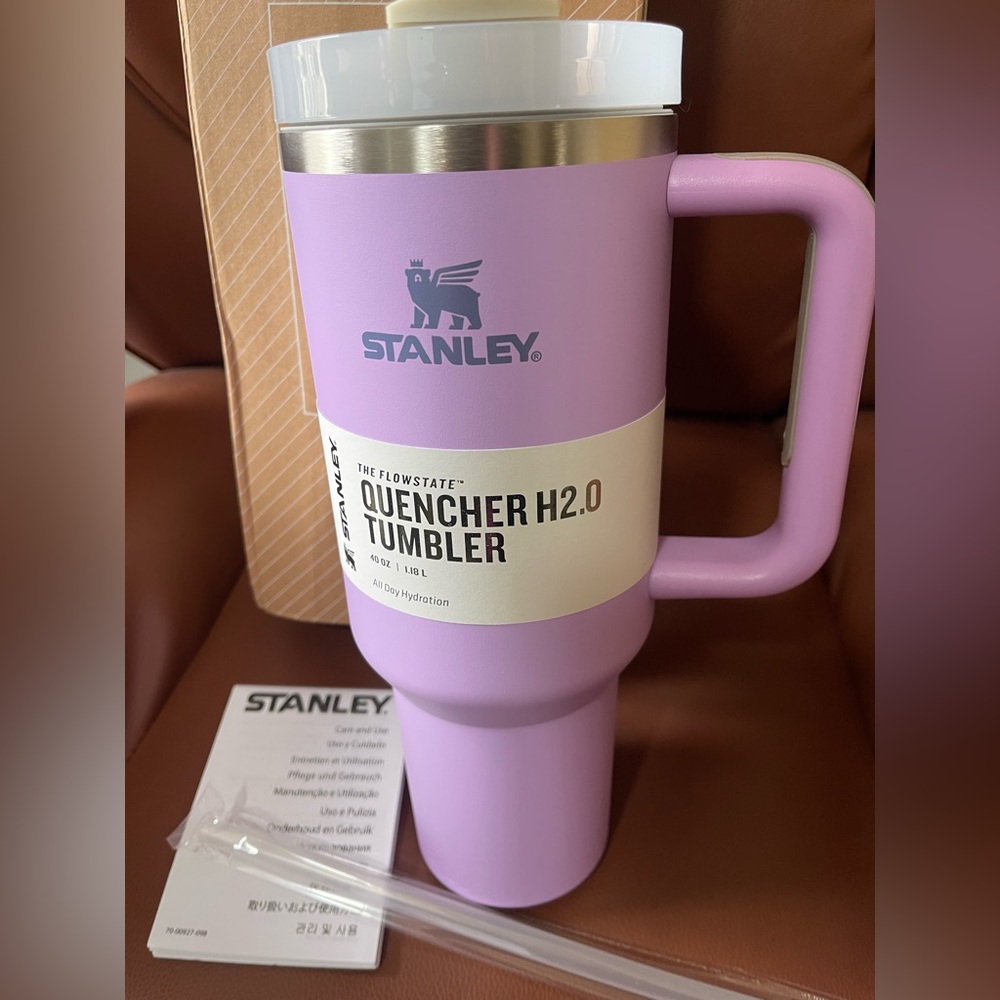 Stanley Quencher H2.0 FlowState 40 oz. Tumbler, PURPLE NEW IN BOX